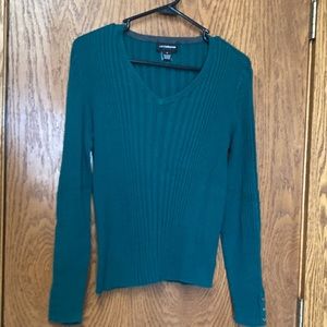 Liz Claiborne V Neck Sweater